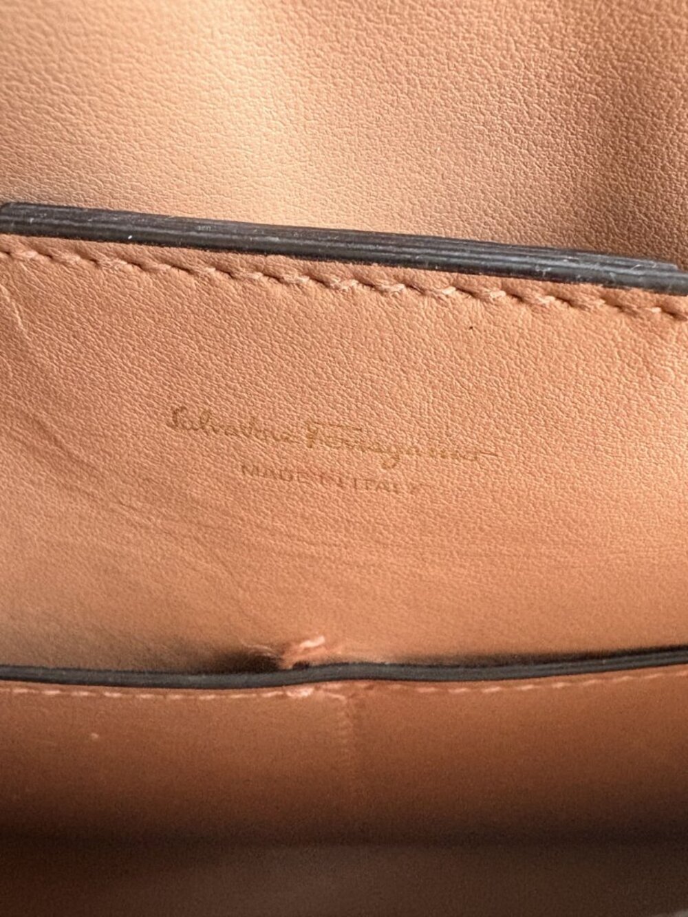 Salvatore Ferragamo Margot Satchel Beige Pink Calfskin Leather - Picture 7 of 8